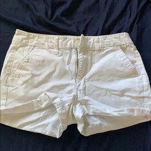 White American Eagle size 6 shorts